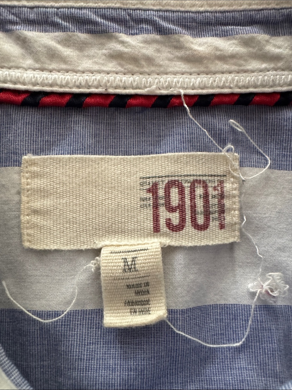 1901 Blue & White Vertical Stripe Short-Sleeve Button-Down Shirt - Picture 2 of 3